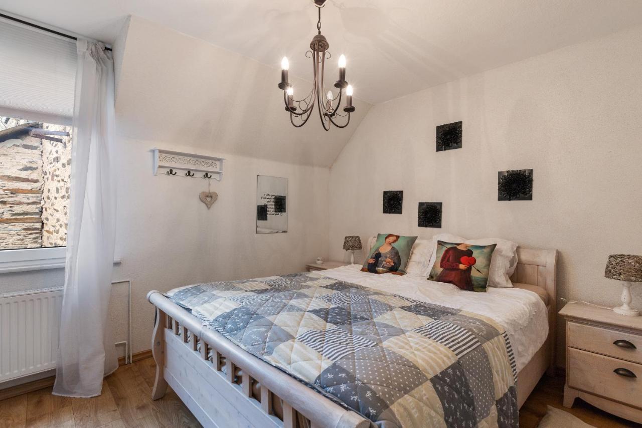 Apartament Haus Alte Rebe & Weisse Traube Cochem Zewnętrze zdjęcie